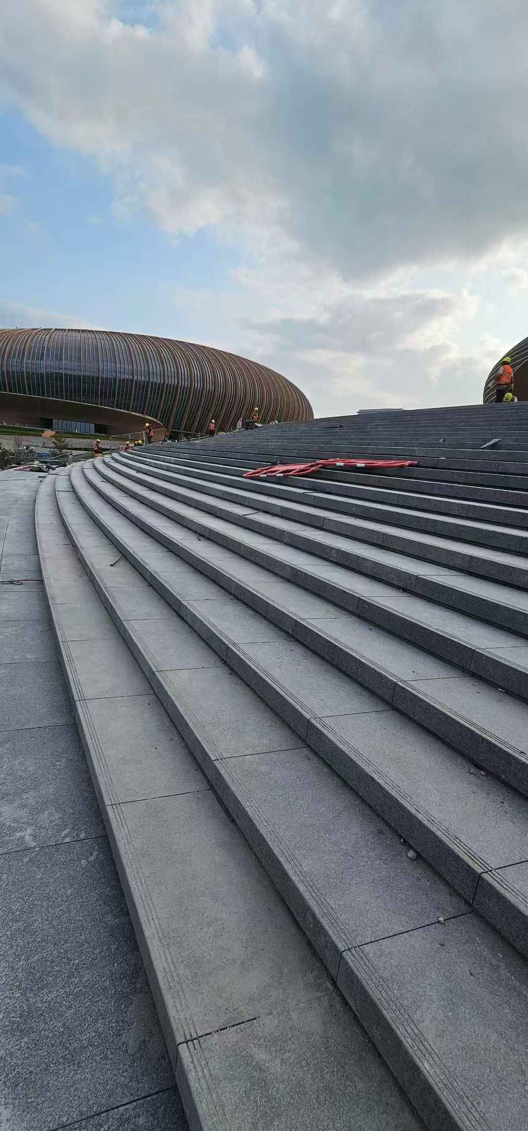 达州 弧形整石台阶铺装效果图