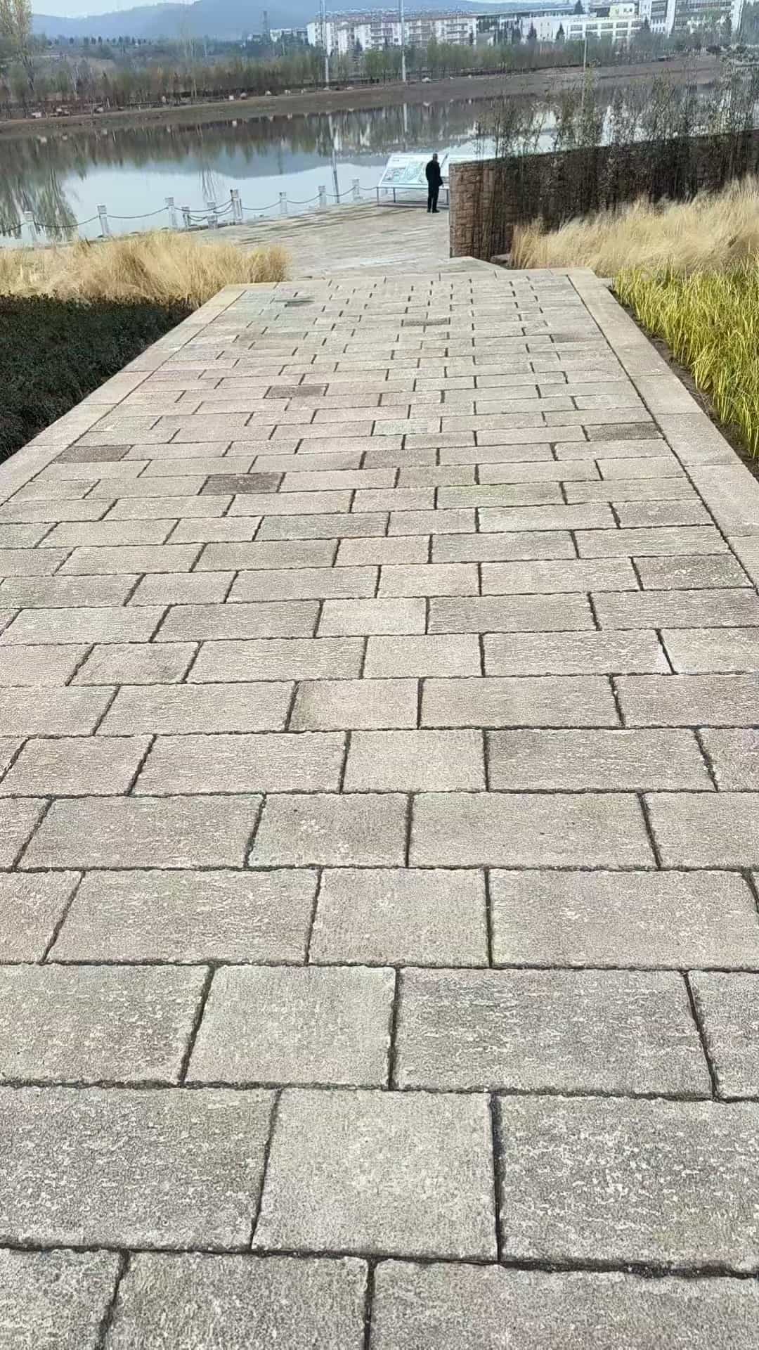 达州仿古石铺装效果