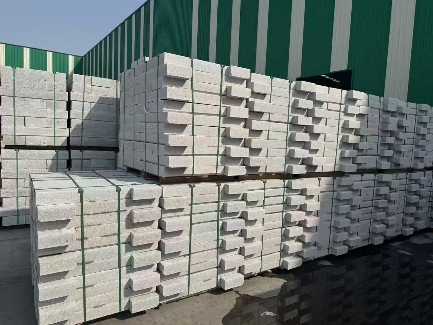 达州芝麻白路沿石