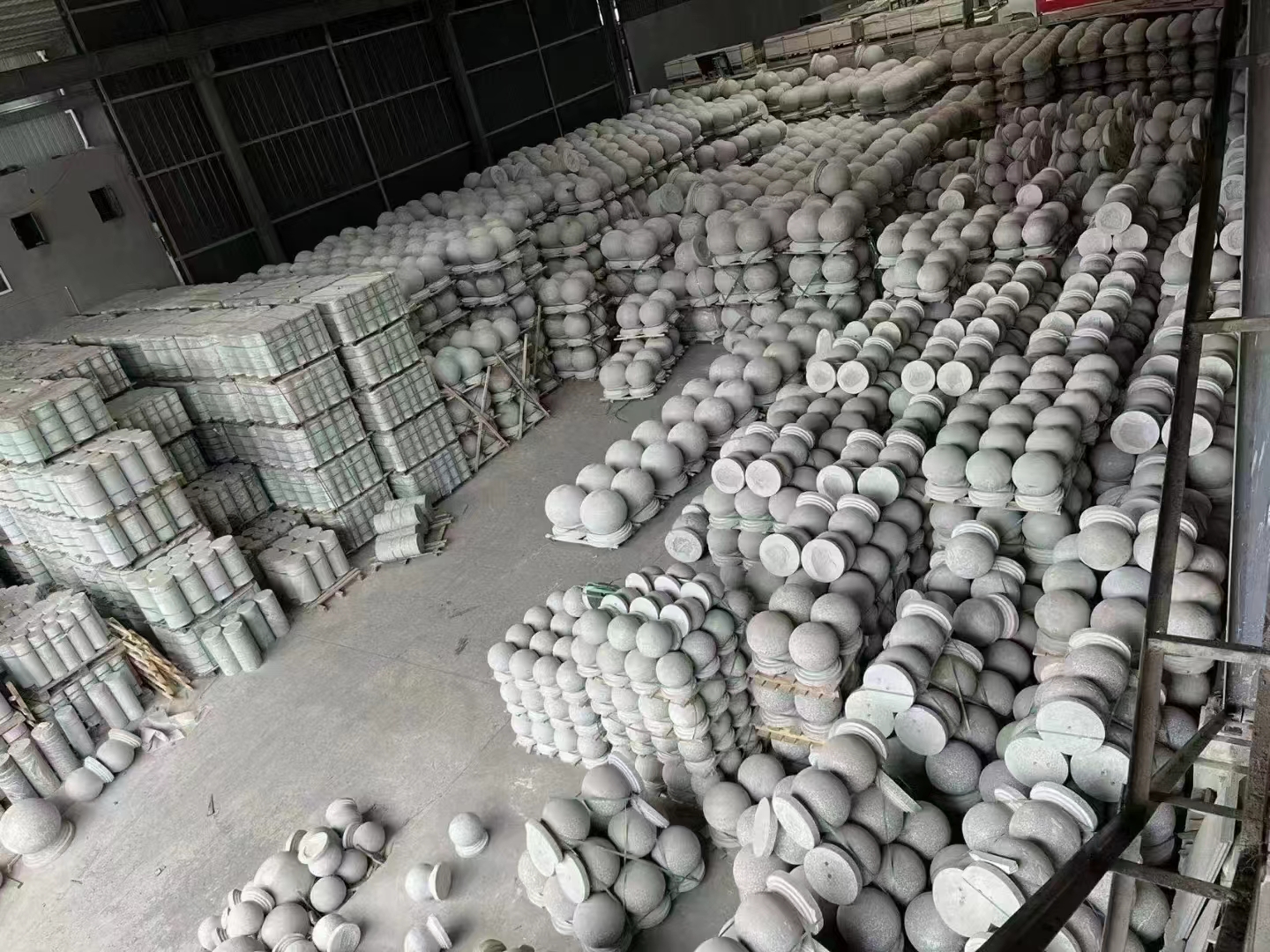 达州 芝麻白挡车柱