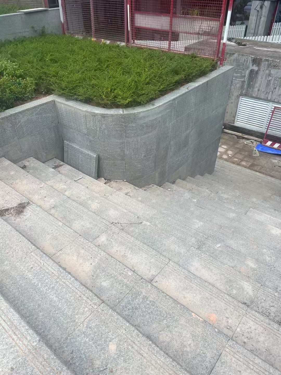 达州 芝麻黑火烧面铺装案例